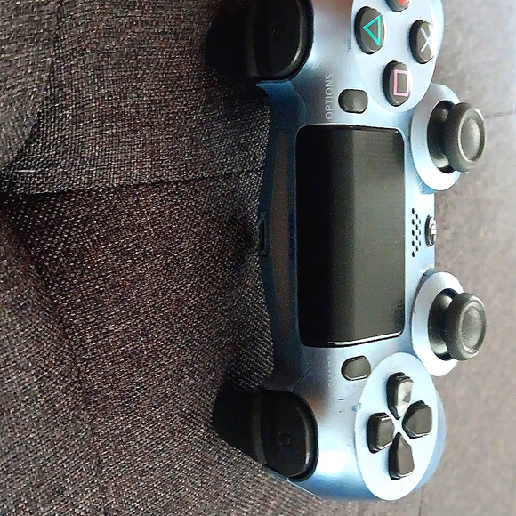 It cuts on but it does not connect got to fix. - Picture 1 of 4